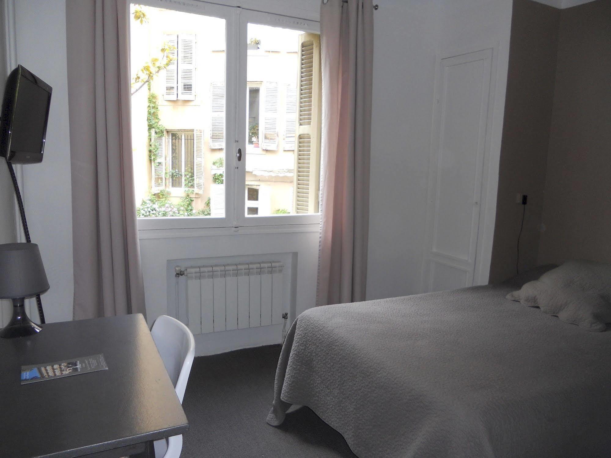 La Caravelle 3* Aix-en-Provence